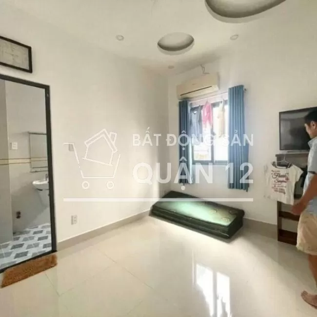 Nhà Quận 12-HCM , chính chủ bán ko qua cò lái.