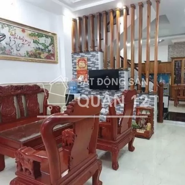 Ngộp bank bán gấp nhà 4.2x12m, 2 lầu sân thượng hẻm 8m đường TX22