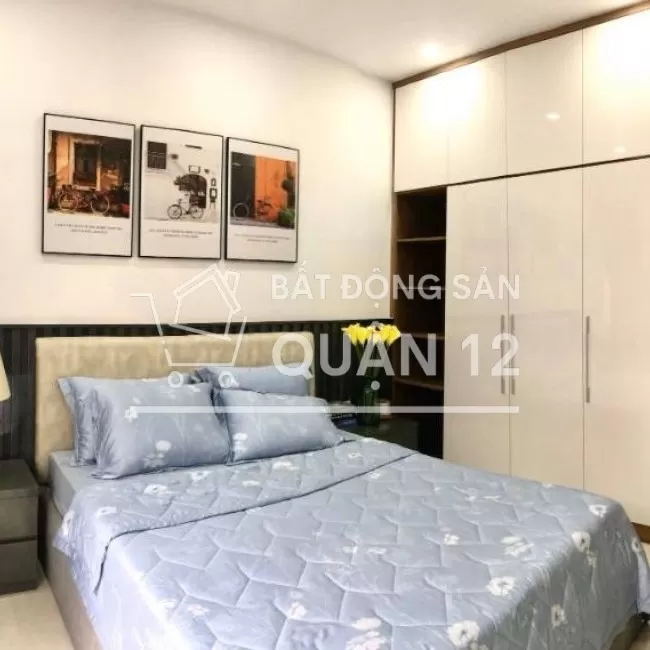 Nhà Quận 12,Chợ Minh Phát,4,2x18 5tầng,có thang máy,chổ đâu ô tô ,SHR