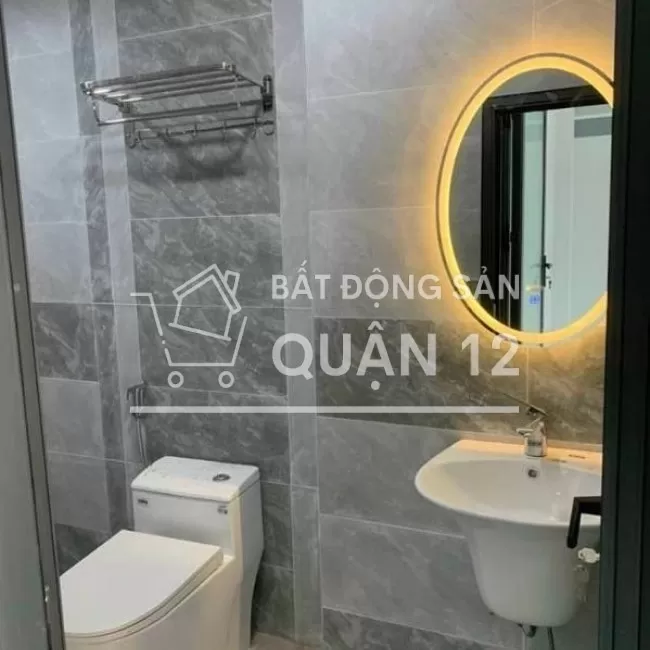 Nhà sổ hồng riêng - đầu hẻm thông - quận 12