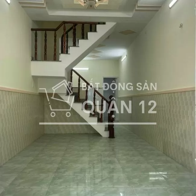 Nhà 2 tầng hẻm oto HT13 ngay chợ Ngã 3 Đông Quang