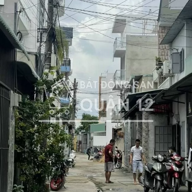 Nhà 2 tầng hẻm oto HT13 ngay chợ Ngã 3 Đông Quang