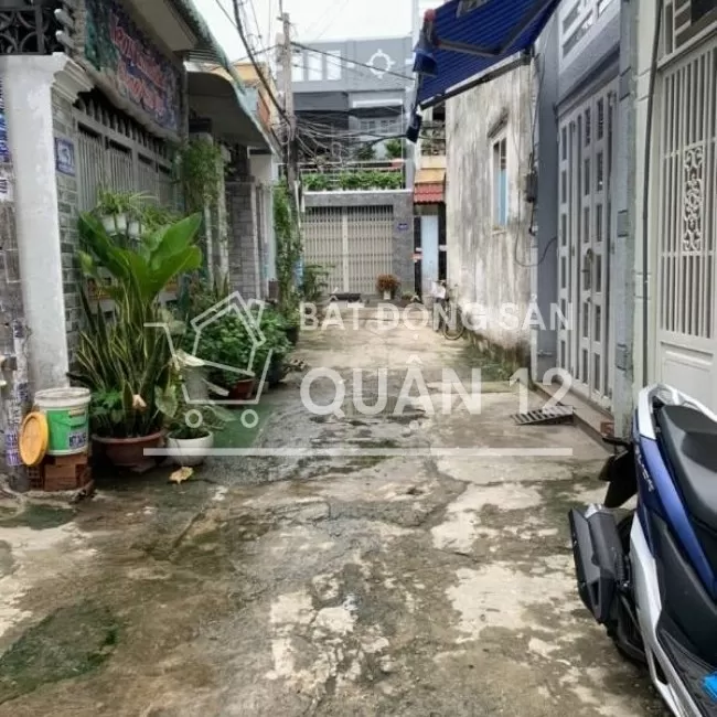 Bán nhà chính chủ 4x8. 2 lầu 3PN 3WC. Hẻm 4m đường HT17, Quận 12.