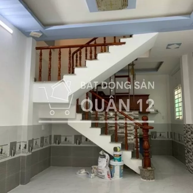 Bán nhà chính chủ 4x8. 2 lầu 3PN 3WC. Hẻm 4m đường HT17, Quận 12.