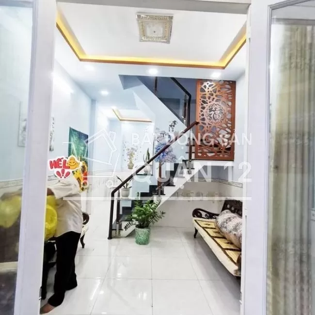 Q12.378. HẺM XE HƠI TỚI NHÀ, CÁCH MT ĐƯỜNG HUỲNH THỊ HAI 50M, 4 TẦNG,