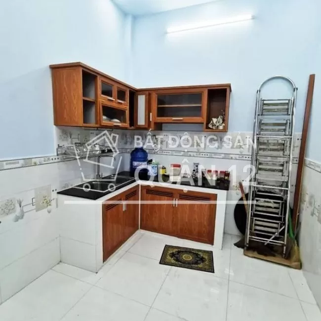 Q12.378. HẺM XE HƠI TỚI NHÀ, CÁCH MT ĐƯỜNG HUỲNH THỊ HAI 50M, 4 TẦNG,