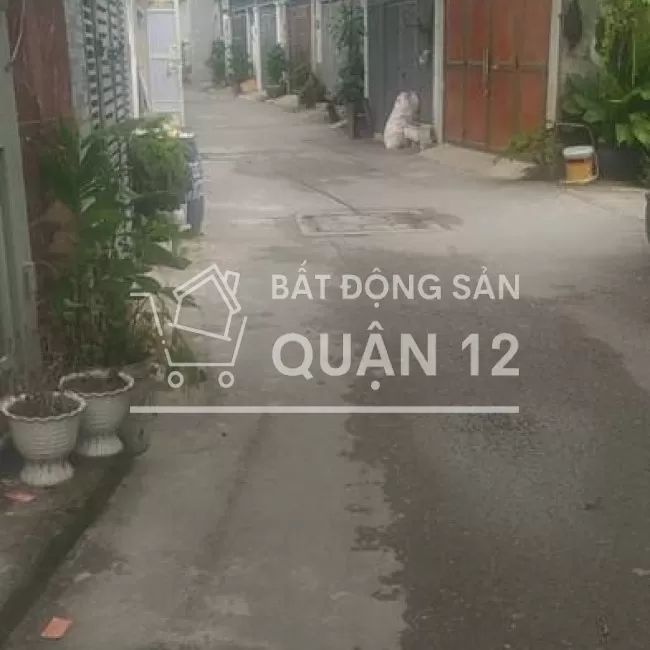 Bán nhà trệt 2 lầu hẽm 5m thông