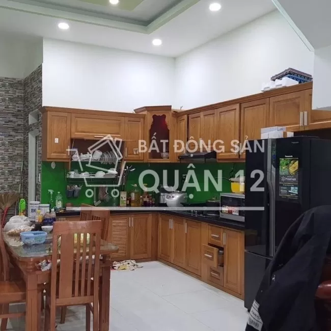 Ban nhà,hxh 5m thông, lâm thị hố, quận 12, dt 54m2.