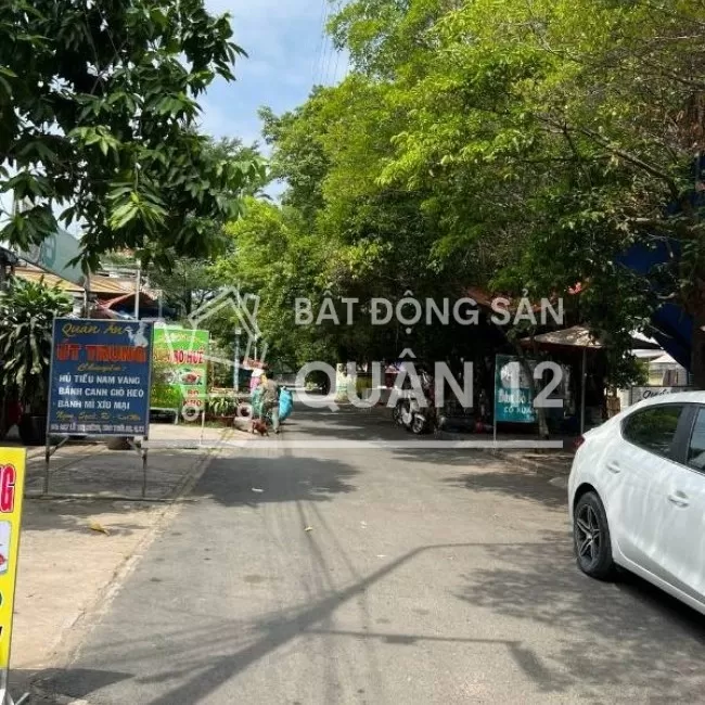 Bán nhà  A108 Lê Thị Riêng, sát UBND Quận 12, p. Thới An. DT 114m2.