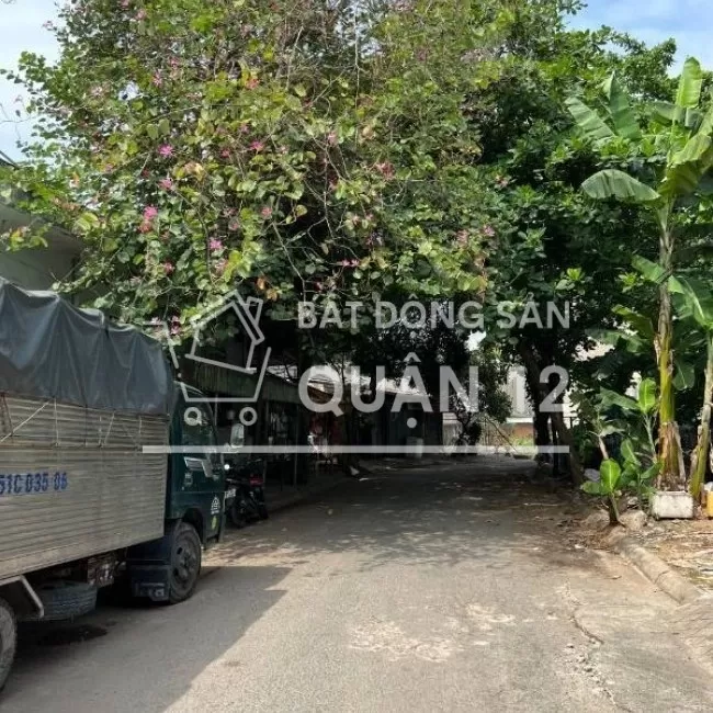 Bán nhà  A108 Lê Thị Riêng, sát UBND Quận 12, p. Thới An. DT 114m2.
