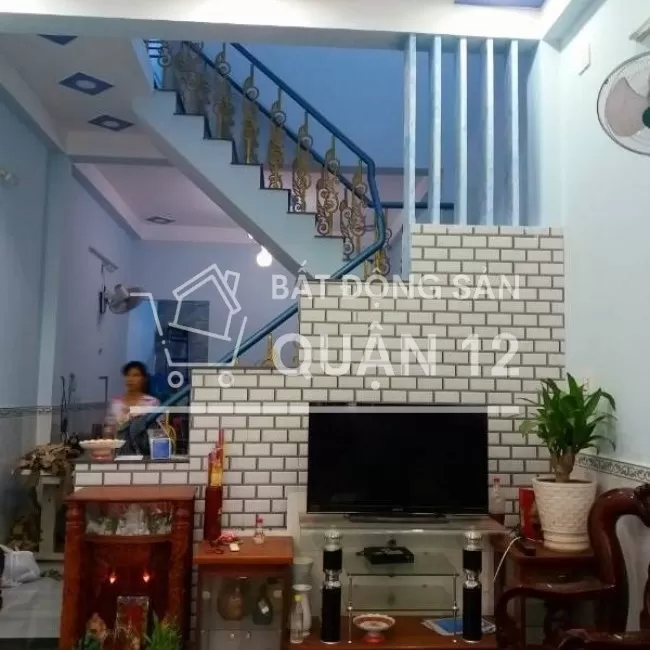 Bán nhà hẻm đường lớn vị trí cực đẹp quận 12 