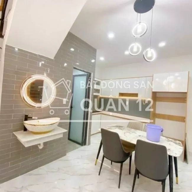 Nhà hẻm rộng oto đậu thoải mái - shr quận 12