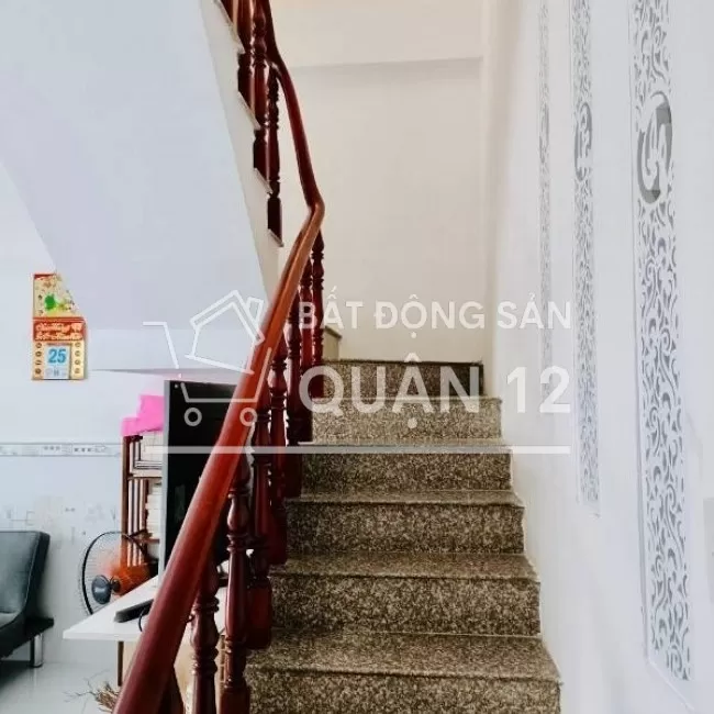 Nhà chính chủ 1T1L TCH10, hẻm xe hơi, KDC văn minh yên tĩnh