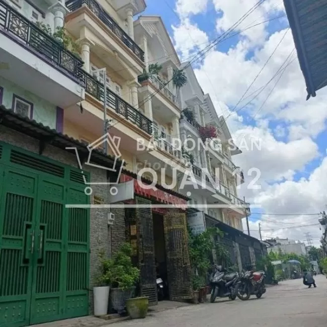Nhà bán gấp 403// TCH10 Q12 4.5x12,5=5,2ty 1l 3l4p