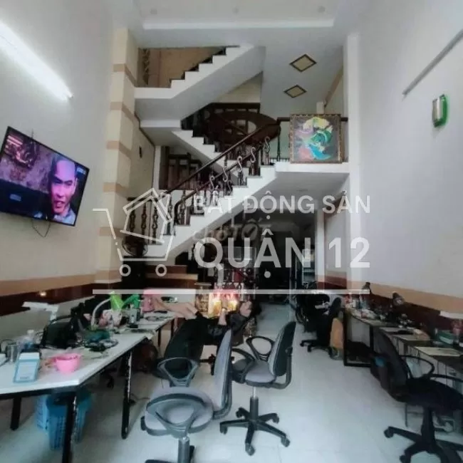 Nhà bán gấp 403// TCH10 Q12 4.5x12,5=5,2ty 1l 3l4p