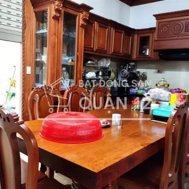Bán gấp B. thự Q.12, 96m2, 4 tầng, 4PN, 5WC, cực đẹp, chỉ có 8.15 tỷ.