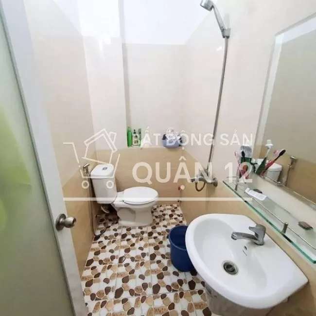 Nhà 4 tầng khu biệt thự đẹp quận 12 giá rẻ