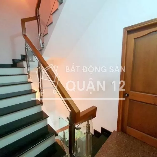 Nhà 4 tầng khu biệt thự đẹp quận 12 giá rẻ
