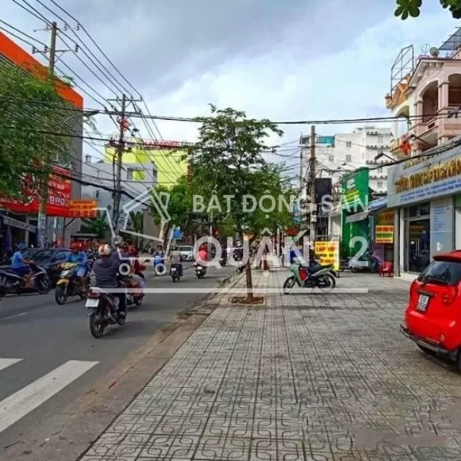 Chỉ bán trong tháng nhà MTKD Nguyễn Văn Quá 120m2 3tầng KD đỉnh 15.3tỷ
