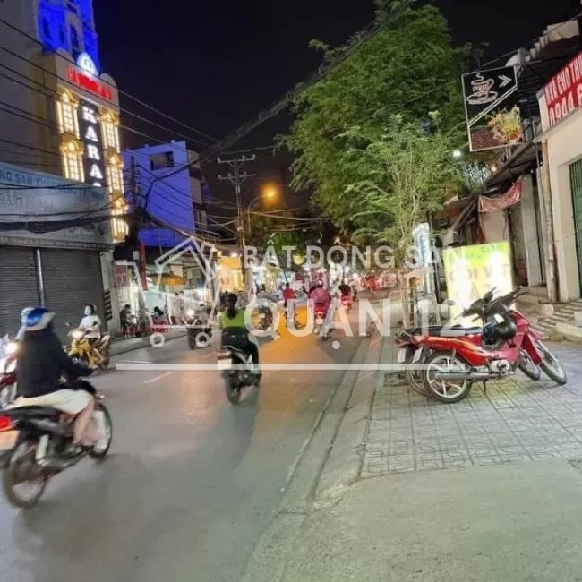 (Quận 12)Bán nhà 2mặt tiền 6m,nở hậu Nguyễn Văn Qúa 305m2 3tầng 22tỷ.