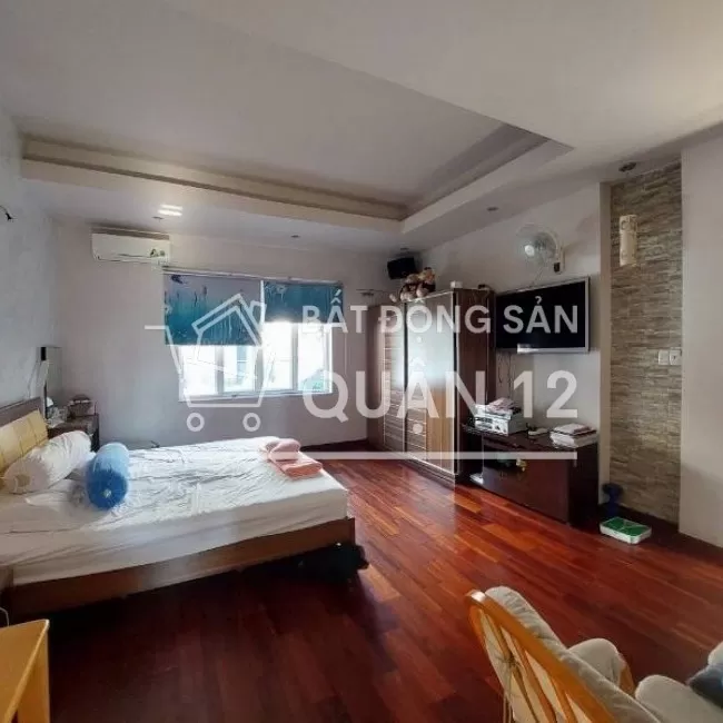 Gấp Bán Biệt Thự Quận 12. HXH Nguyễn Văn Quá. 175m2. Giá 15 Tỷ.