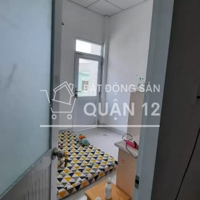 Chỉ hơn 3tỷ có ngay nhà 2tầng 75m2 Quận 12, giáp Gò Vấp