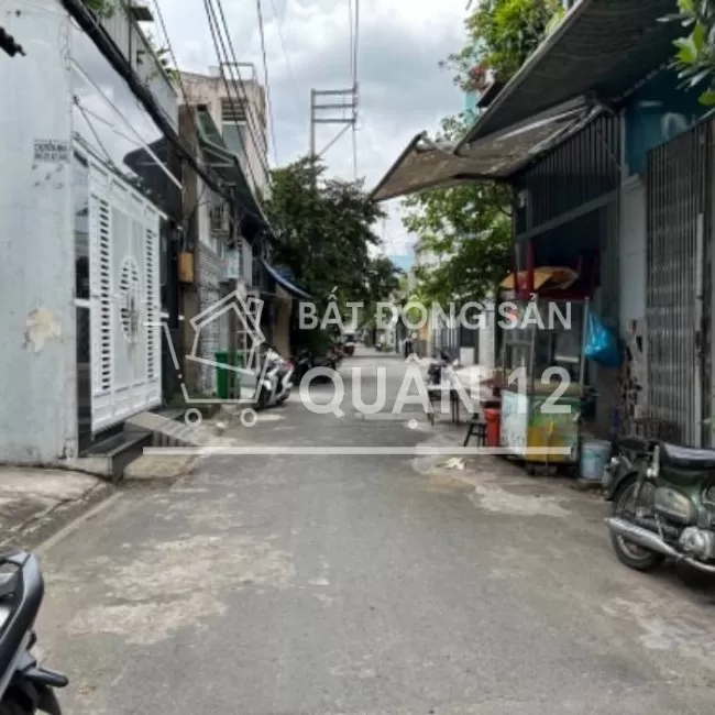 NHÀ HXH QUAY ĐẦU NGAY COOP MART PHAN VĂN HỚN (5m x 20m) 5.8 TỶ