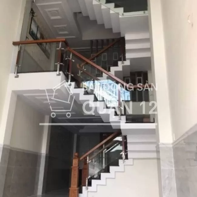 Nhà Phan Văn hớn quận 12 giá 7,7tỷ