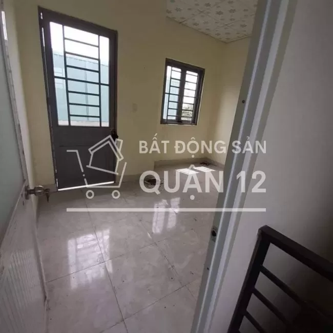 Bán gấp nhà gần QL1a, P An Phú Đông, Quận 12. 0377532889