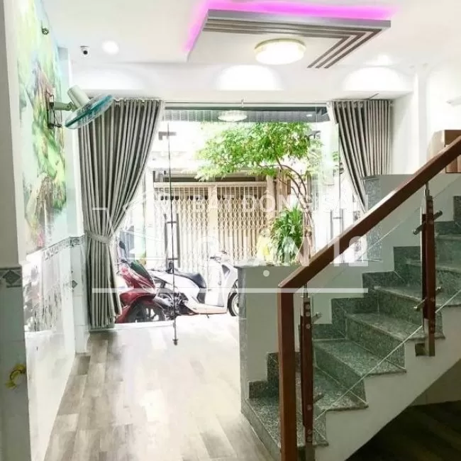 Bán nhà SHR 1 lầu đường TTH21 P.TTH Quận 12.