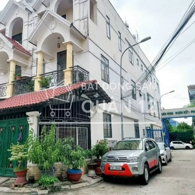 Bán nhà góc 2 mặt tiền hẻm xe hơi trục đường Thạnh Lộc 19 Chợ Cầu Đồng