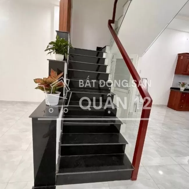 nhà 2 lầu  thạnh xuân 43, thạnh xuân, Quân 12