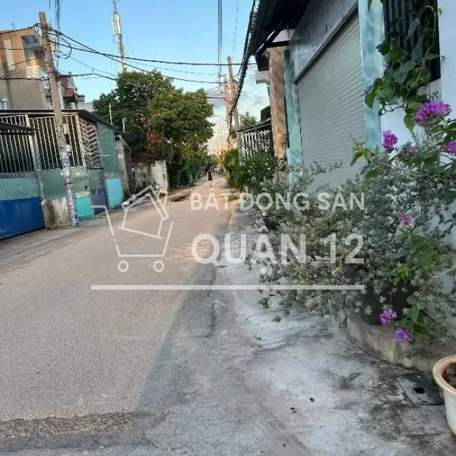 4 tỷ hơn,3PN,130m2,nhà bán chính chủ,Thạnh Xuân,Q12..bán gấp nha!