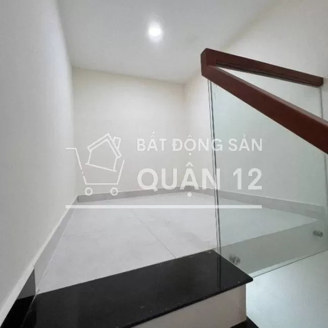 4 tỷ hơn,3PN,130m2,nhà bán chính chủ,Thạnh Xuân,Q12..bán gấp nha!