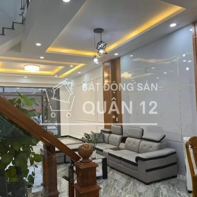 NHÀ 2 LẦU  Hà Huy Giáp  - Quận 12  có vỉa hè kinh doanh 