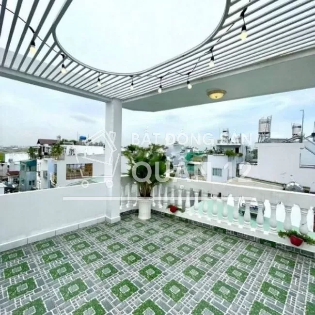 Bán gấp nhà riêng quận 12, 1 trệt 1 lầu 4 PN 3 WC. 