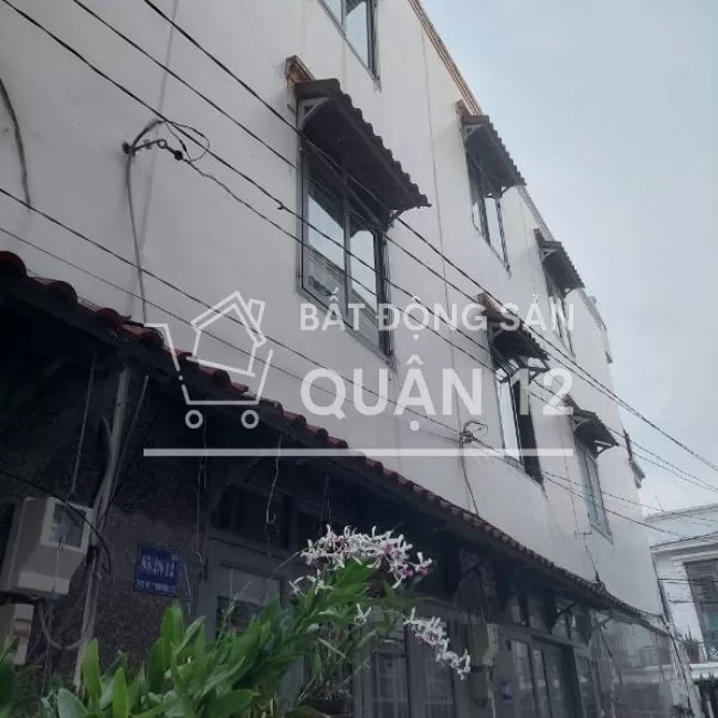 bán nhà Quận 12 nhà 1 trệt 2 lầu giá 1,22 tỷ 