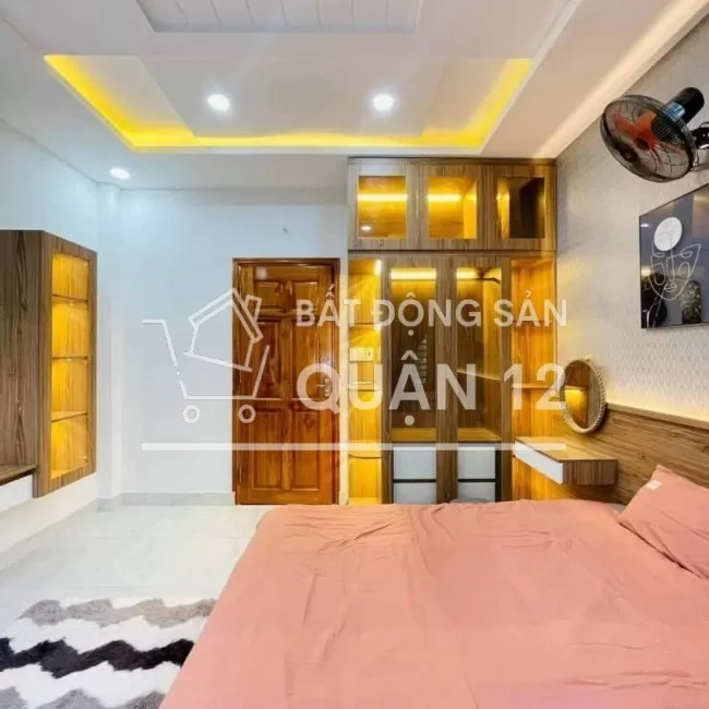 Bán gấp căn MT An Phú Đông 3 lầu 4x18m sổ công chứng liền