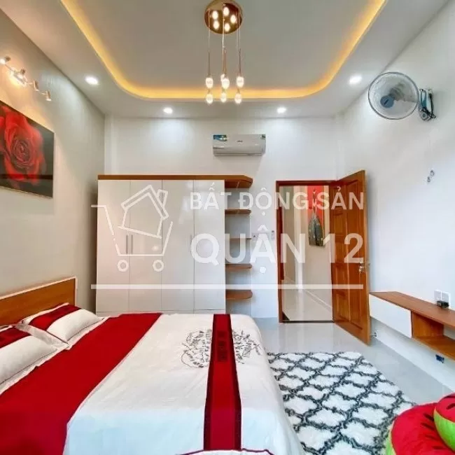 Bán gấp căn MT An Phú Đông 3 lầu 4x18m sổ công chứng liền