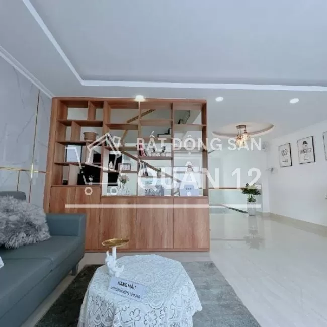 Nhà phố hoàn thiện trung tâm Q12, 3 lầu 225m2/4tỷ7 SHR có bank hổ trợ 