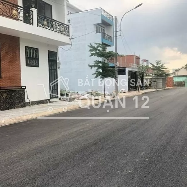 Đất sau ĐH nguyễn tất thành đường 11m 60,5m2