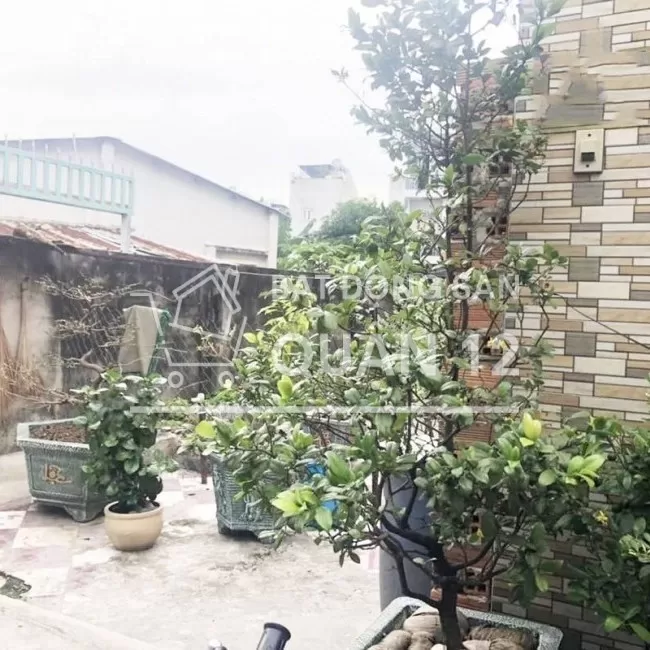 Q12.462. xe hơi vào nhà, trần thị cờ q12, gần metro, dt.68m2, nhỉnh