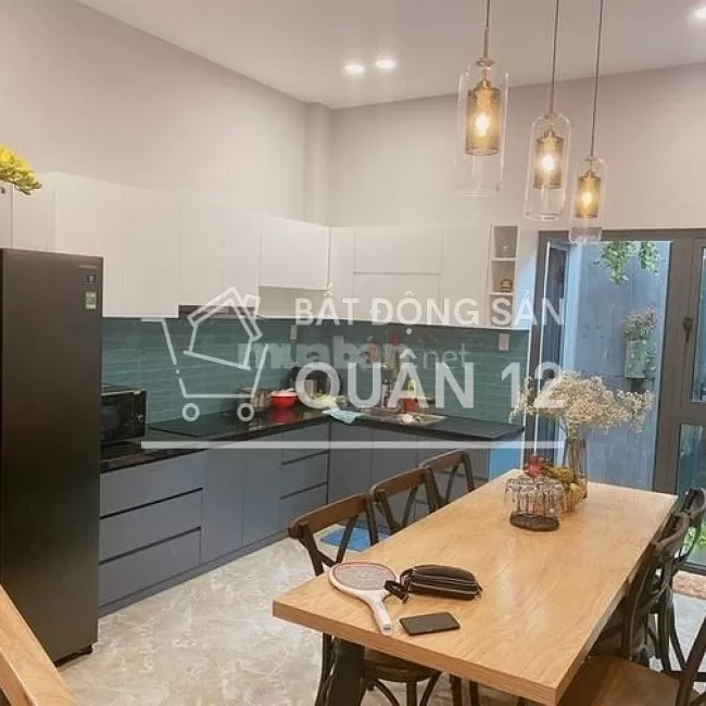 Cần bán gấp nhà 4 x16m mặt tiền Hà Huy Giáp 1 trệt 3 lầu 4,8 tỷ