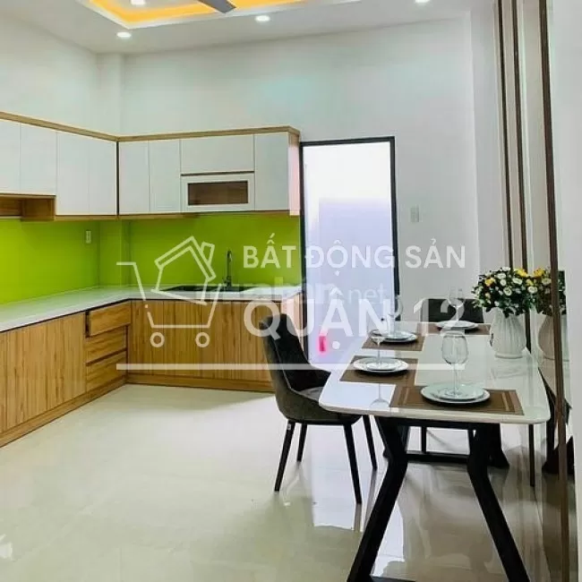 Cần bán gấp nhà 4 x16m mặt tiền Hà Huy Giáp 1 trệt 3 lầu 4,8 tỷ