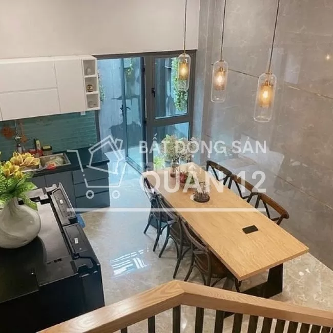 Cần bán gấp nhà 4 x16m mặt tiền Hà Huy Giáp 1 trệt 3 lầu 4,8 tỷ