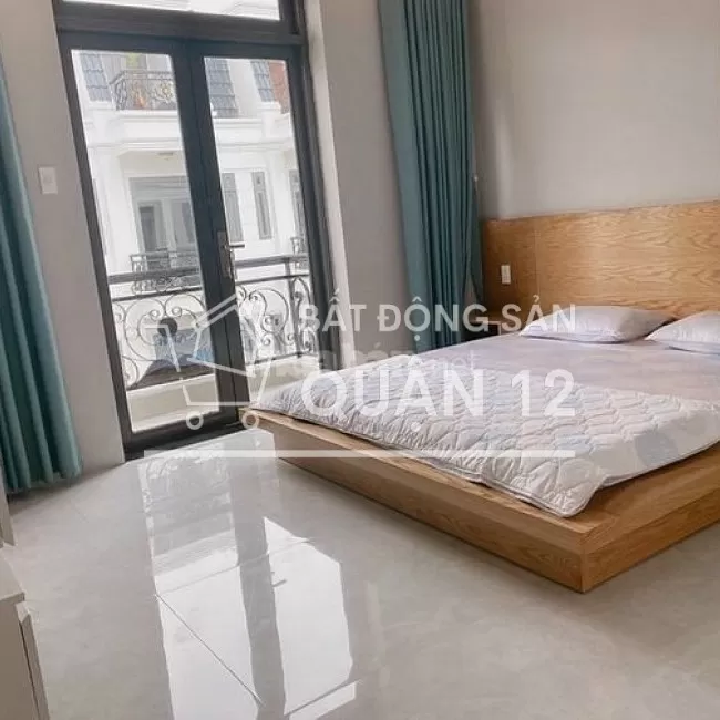 Cần bán gấp nhà 4 x16m mặt tiền Hà Huy Giáp 1 trệt 3 lầu 4,8 tỷ