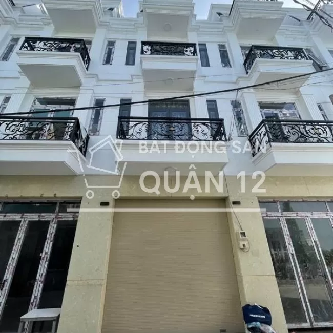 chính chủ bán ngôi nhà đang ở thiết kế sang trọng 4 lầu 5 phòng ngủ
