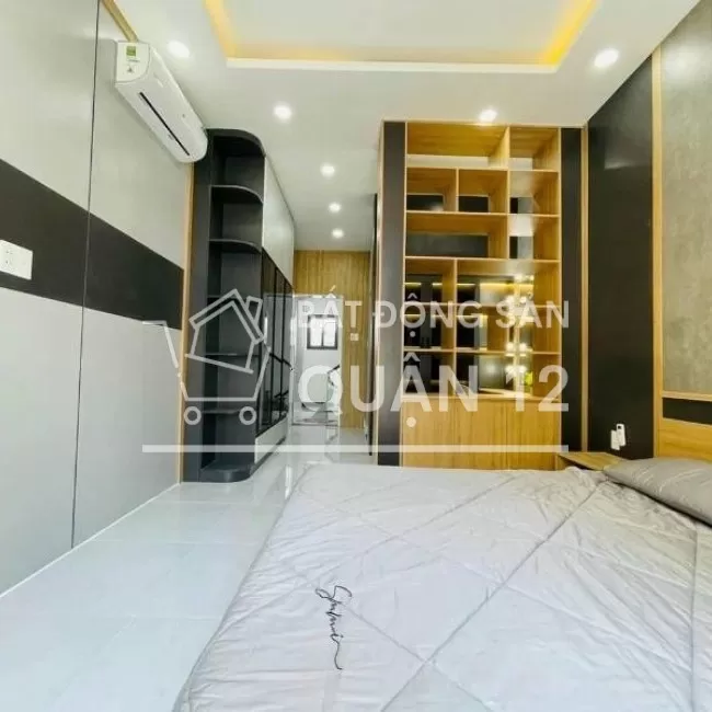 Qua Cầu Ngã Tư Ga 500m, Nhà 3 Lầu, 4.5x16m, Giá 4.8 tỷ Có Thương Lượng