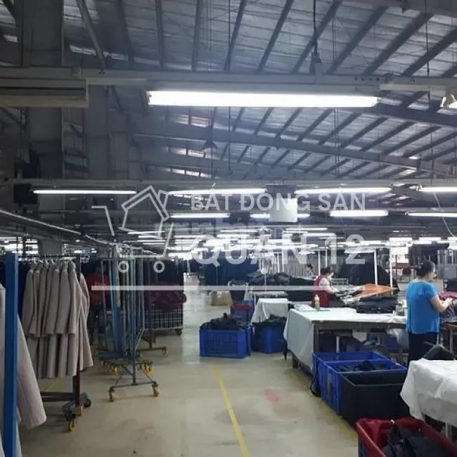 Cho thuê nhà xưởng 2500m2 vừa hết hợp đồng tại lê thị riêng thới an