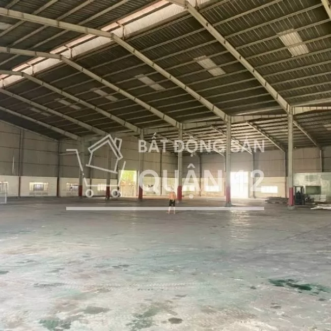 Cho thuê nhà xưởng 14000m2 vừa hết hợp đồng tại đường phan văn hớn 